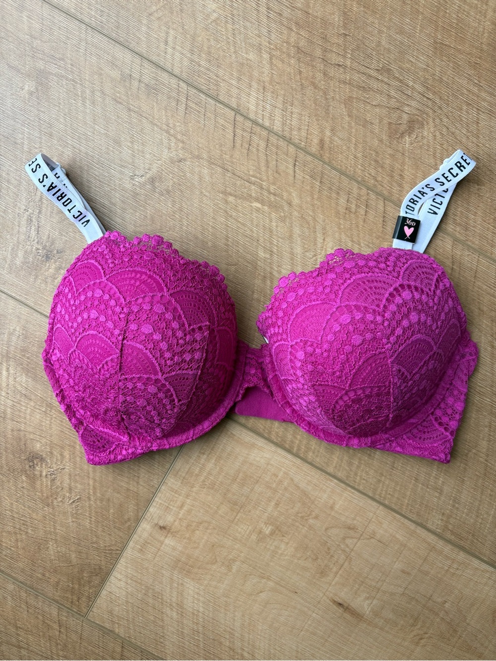 NEW Victoria's Secret Lace T-Shirt Push Up Full Coverage Bra. Fuchsia. 36D - Picture 2 of 8